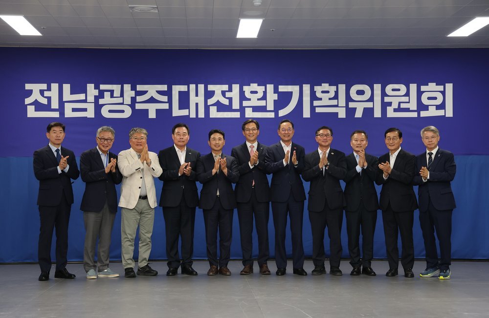 김산 무안군수, 전남광주통합특별시 민형배 당선인에게 “주청사 무안 확정” 강력 건의