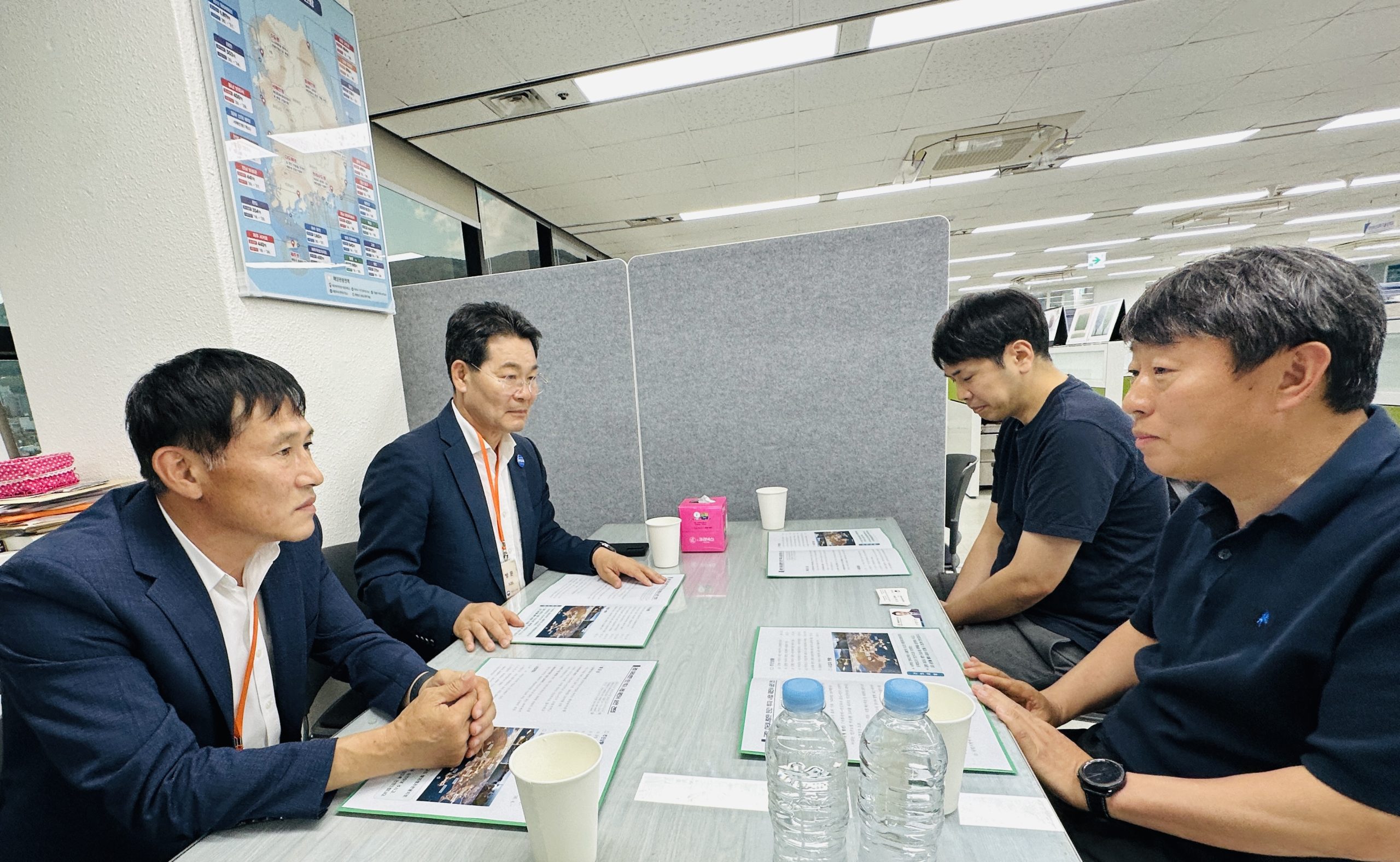 권익현 부안군수, 해양수산부 방문 해양수산분야 현안사업‧국가예산 건의 2번째 이미지