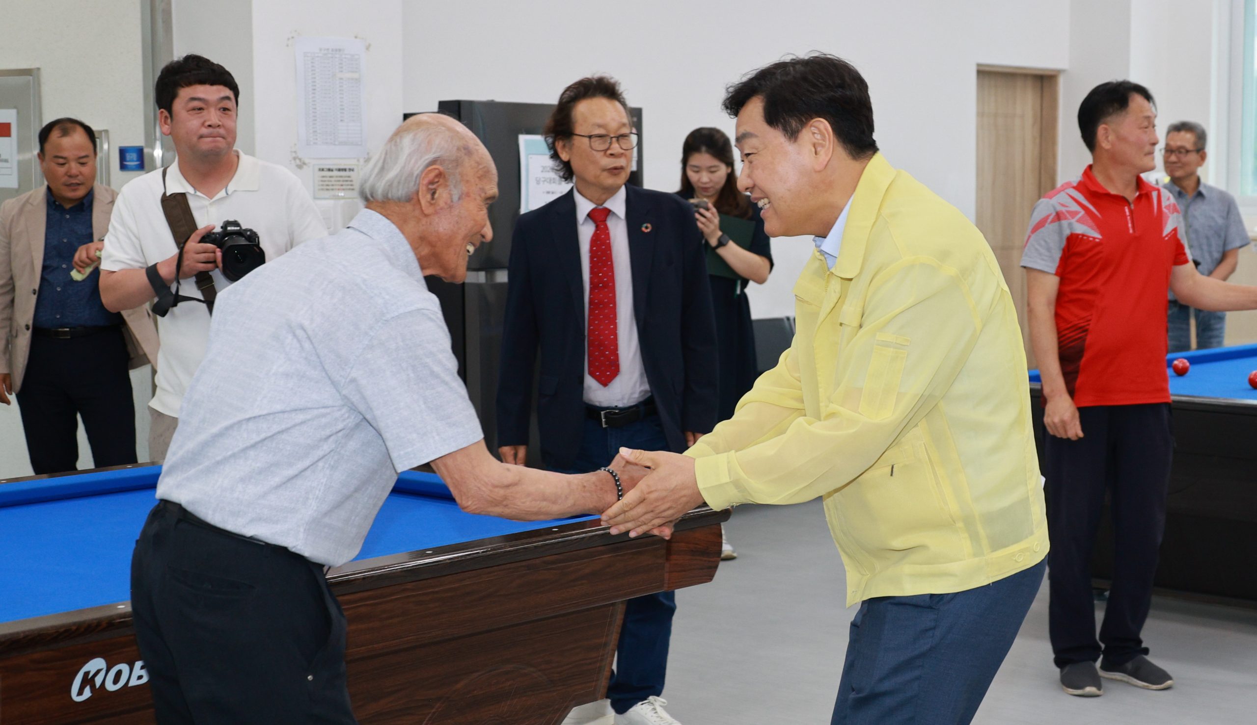 김관영 도지사, 폭염 대응 현장행정… 취약계층·응급의료 점검 이미지(2)