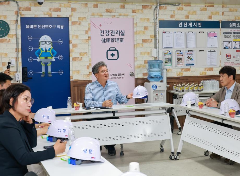 (6 23) 2 유성구 집중호우 폭염 대비 건설 현장 안전 점검 사진2.jpg