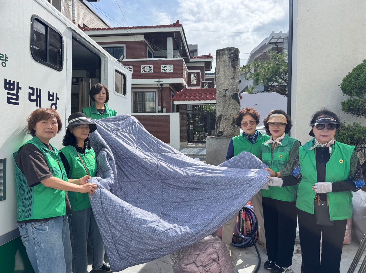 유천2동 새마을부녀회, 취약계층 대상‘사랑의 이불빨래 봉사’실시