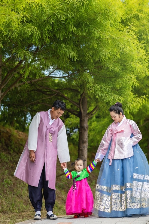 신안군, 다문화가족과 함께 특별한 첫돌 축하..