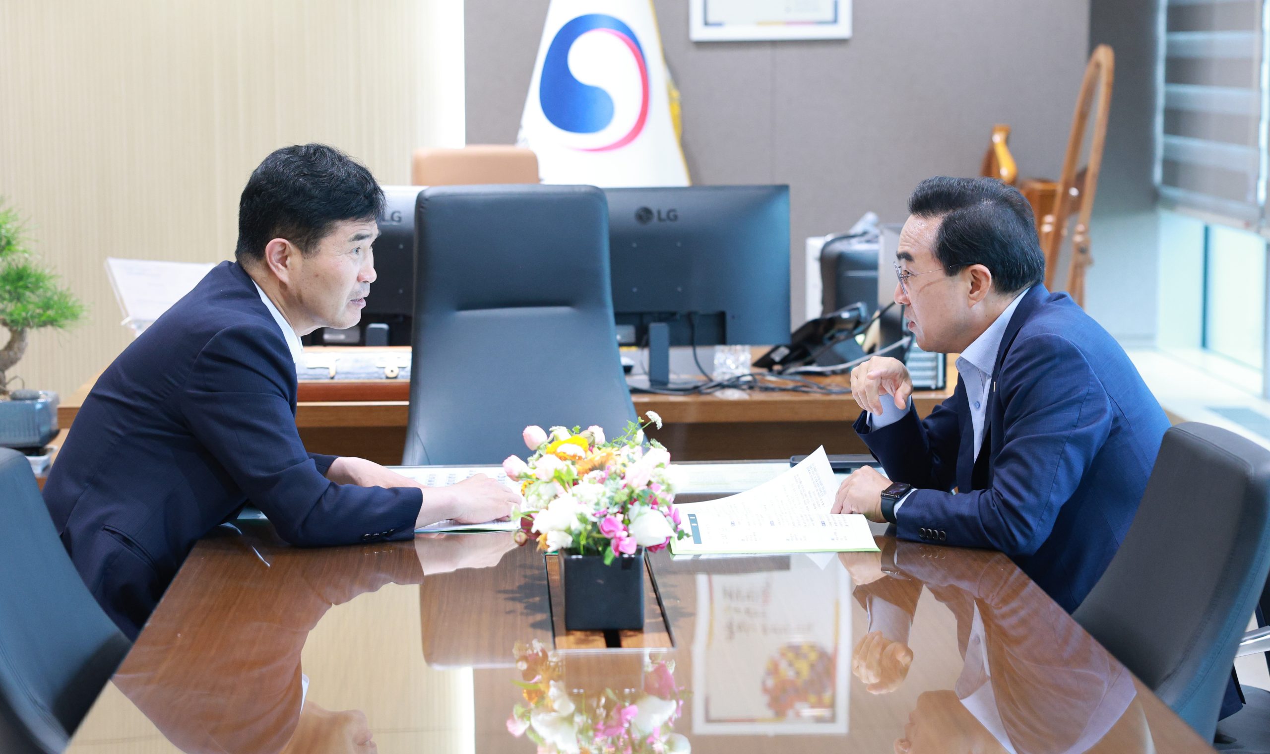 이원택 지사, 취임 첫 중앙부처 행보 …국가예산, 성장엔진 확보 총력 이미지(2)
