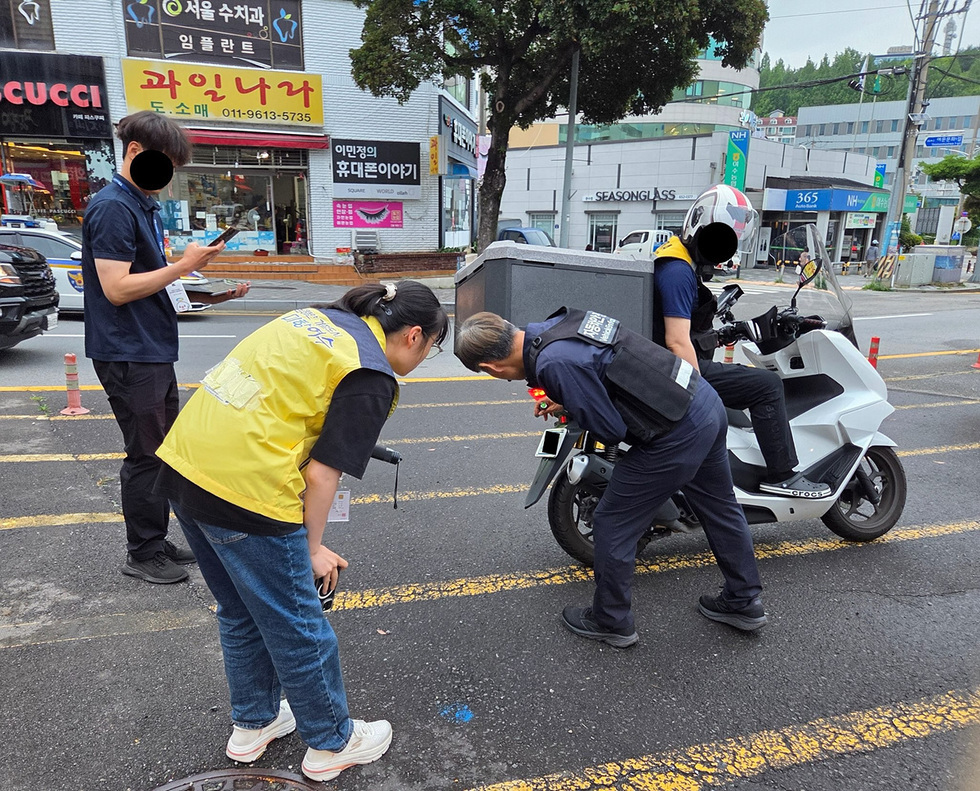 8-2 여수시, 불법 이륜자동차 합동단속… 31건 위반 적발.jpg