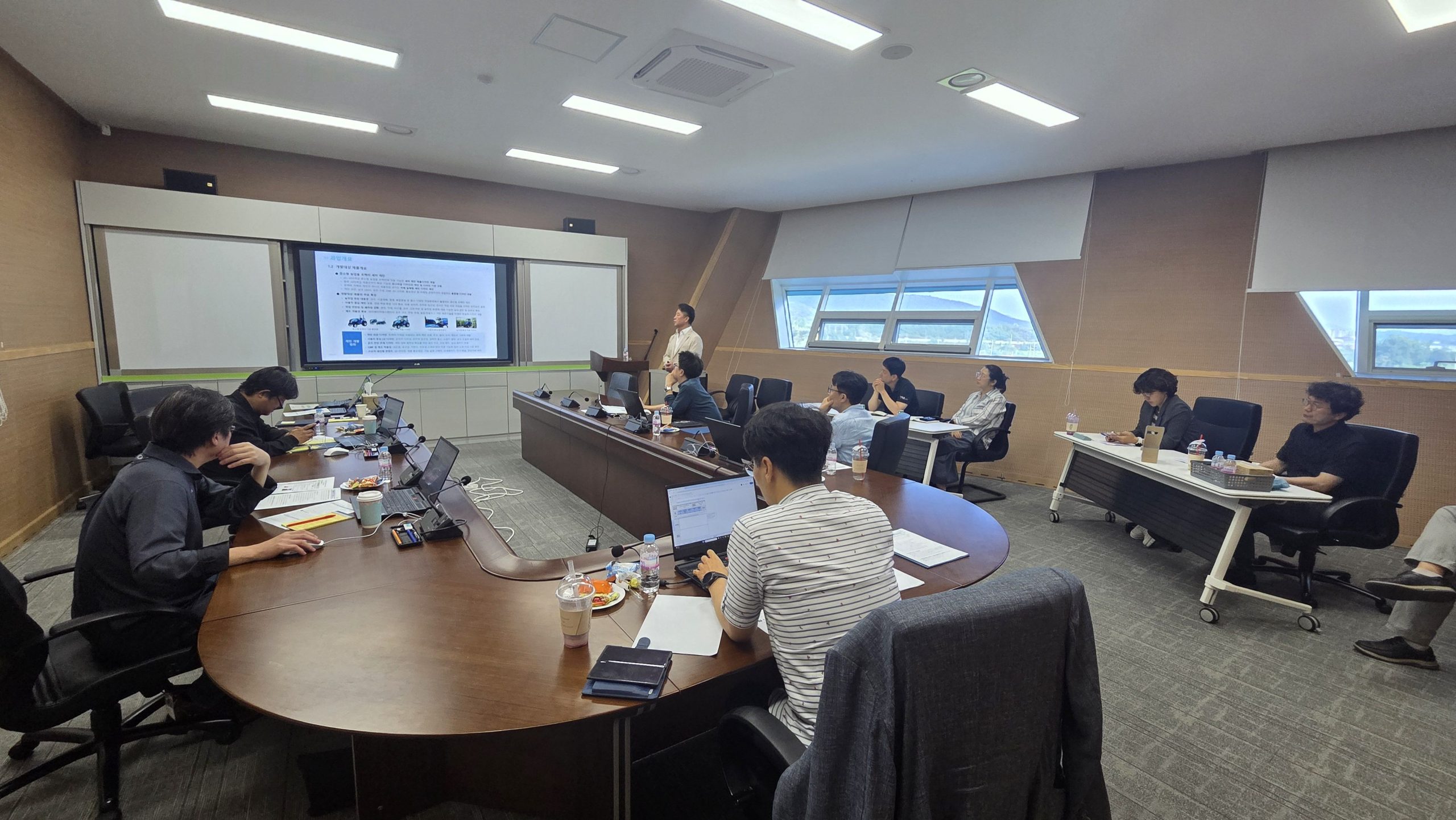 [디자인지원팀] 2026년 중소기업 우수제품 맞춤형 디자인 지원사업 디자인기업 선정평가위원회2