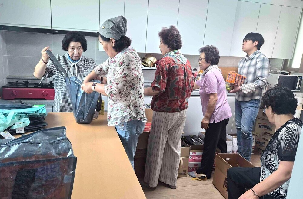 나주시 다도면, ‘다가치! 다도맘!’ 취약계층 밑반찬·부식 지원 첨부 이미지 2