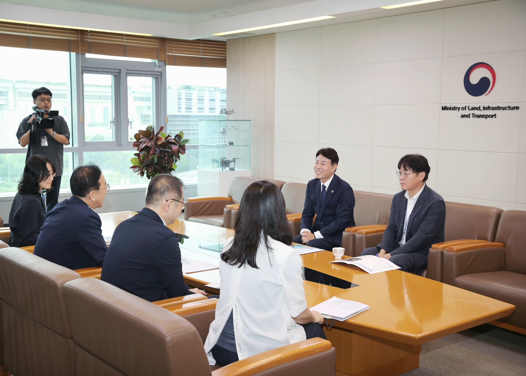 전문학 서구청장, 국토부 장관 만나… 도시 정비 현안 해결“박차”