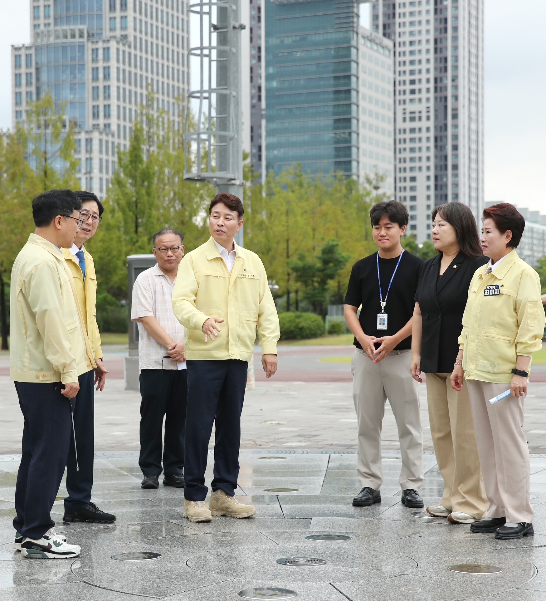 전문학 서구청장, 샘머리공원 물놀이시설 현장 점검