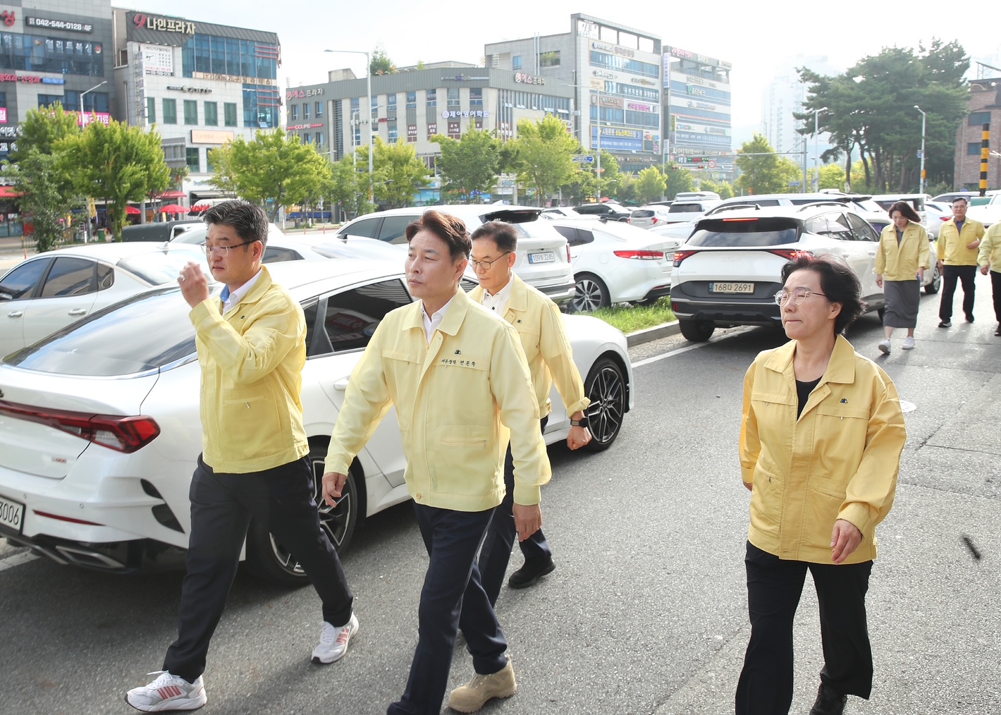 전문학 서구청장, 관저동 신규 노상주차장 현장 점검