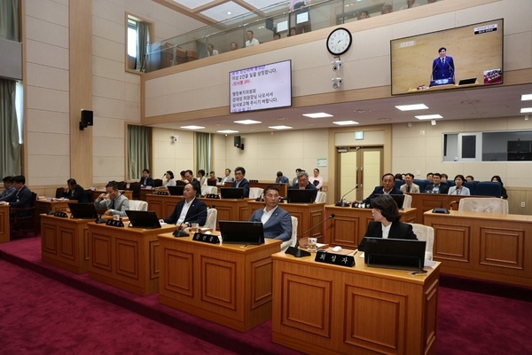 신안군의회 제336회 임시회 폐회..