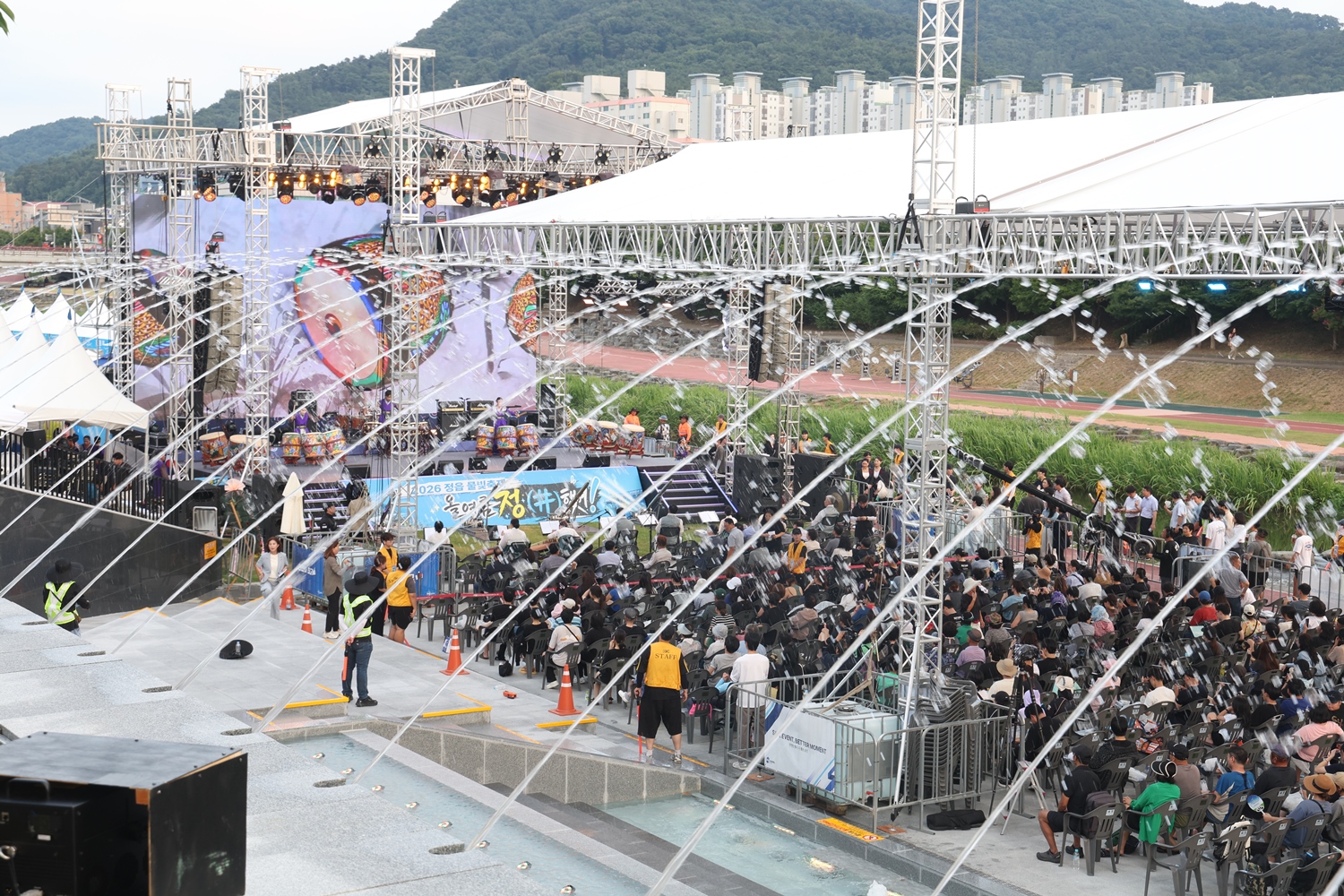 정읍의 여름을 제대로 적셨다…‘2026 정읍 물빛축제’ 성황리 폐막 (3)