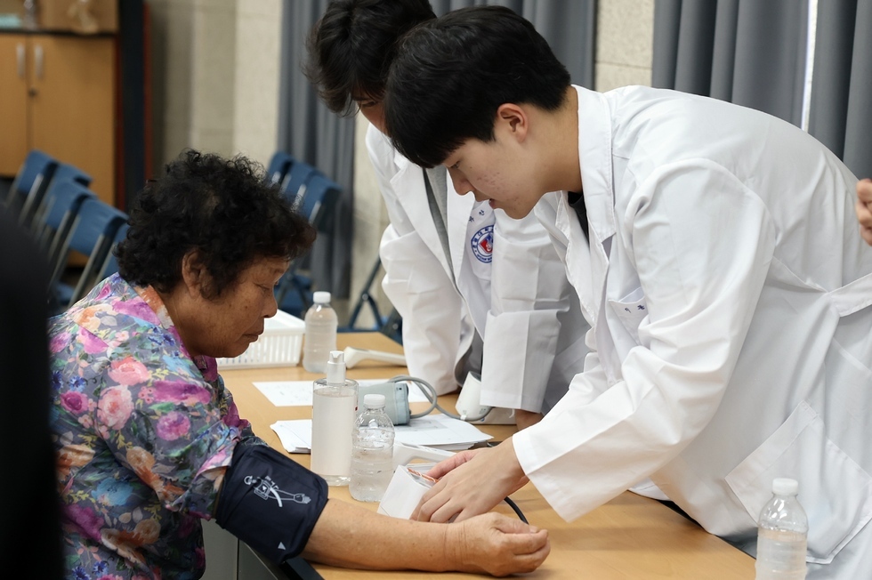 한방의료 봉사활동 현장