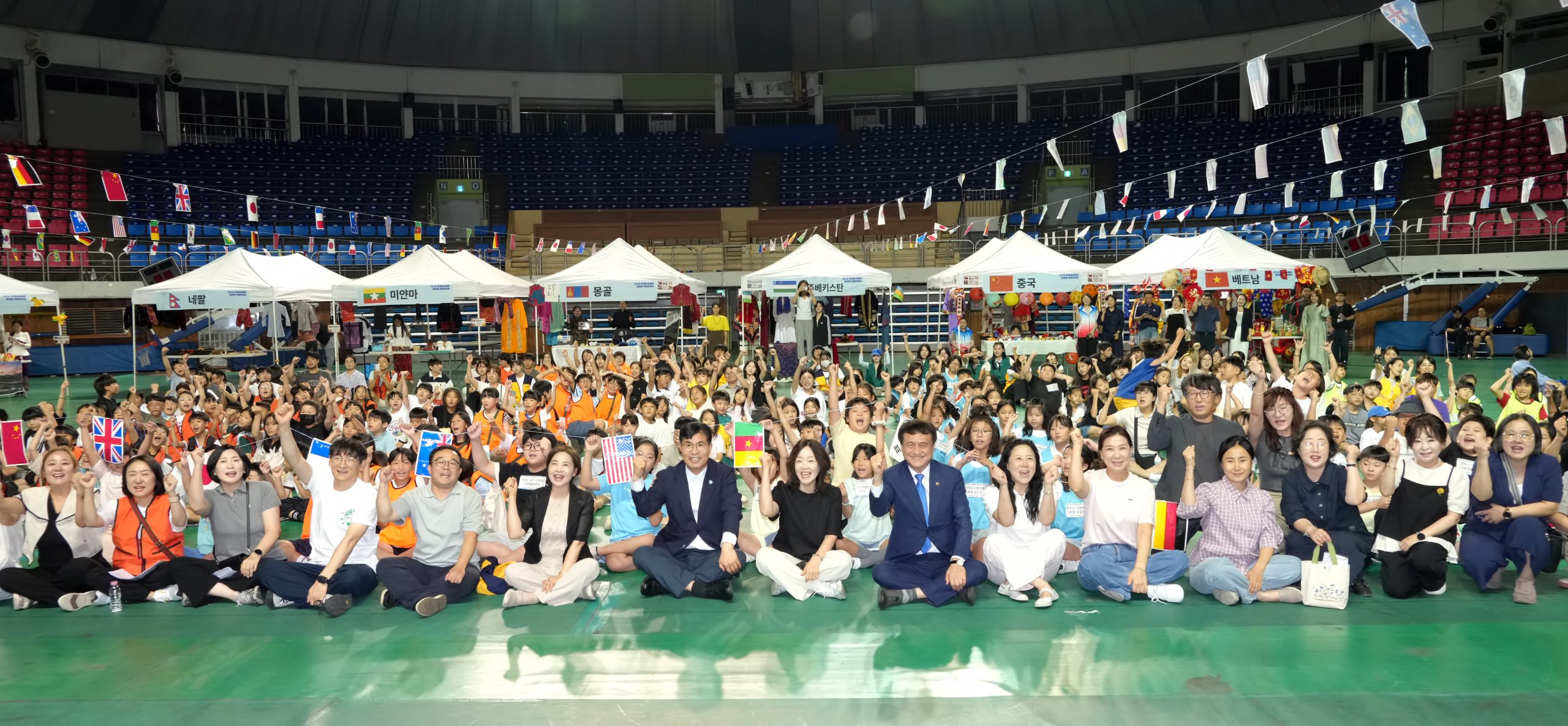 돌봄교실에서 세계로…전북 아동 500명 ‘글로벌 문화체험’ 이미지(3)
