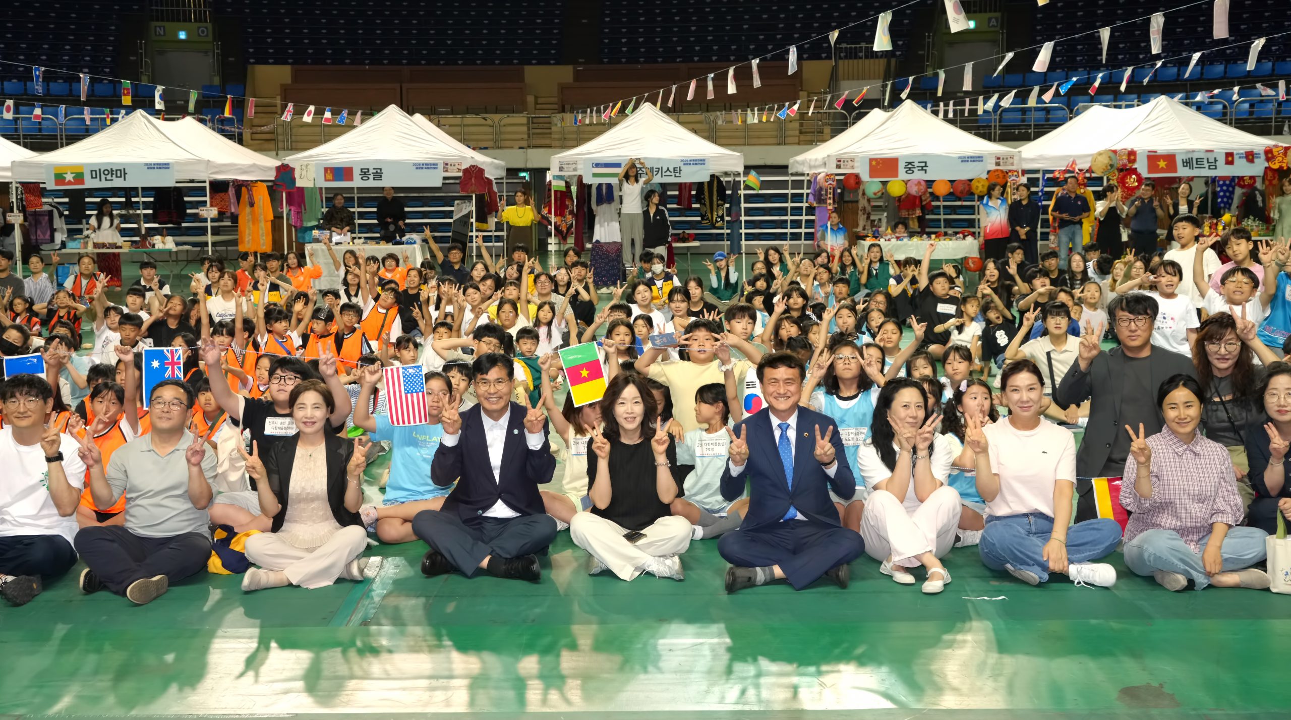 돌봄교실에서 세계로…전북 아동 500명 ‘글로벌 문화체험’ 이미지(4)