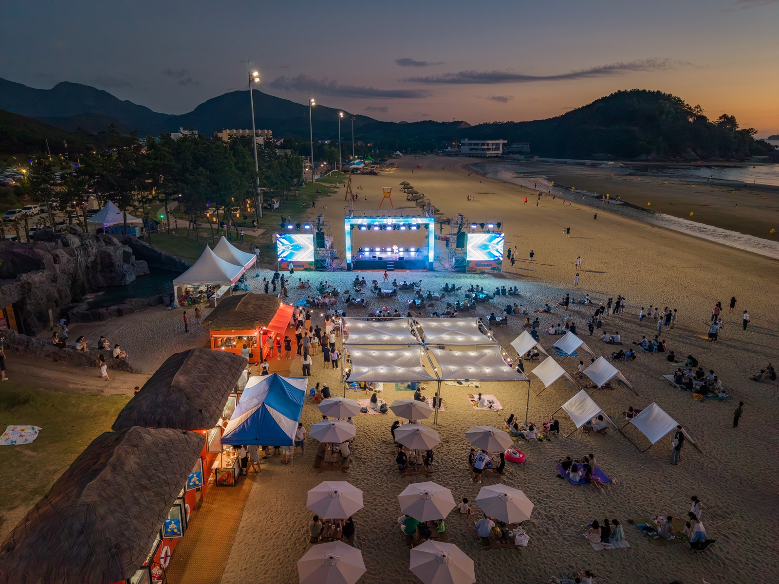 부안군, 변산 비치 파티·격포 오션 바이브·모항 비치 버스커스 성료 3번째 이미지