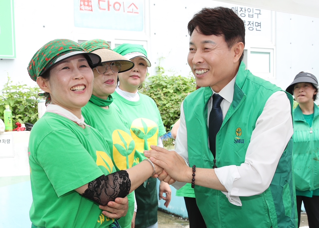 전문학 서구청장 취임 한 달... “매일 아침 현장 누벼”