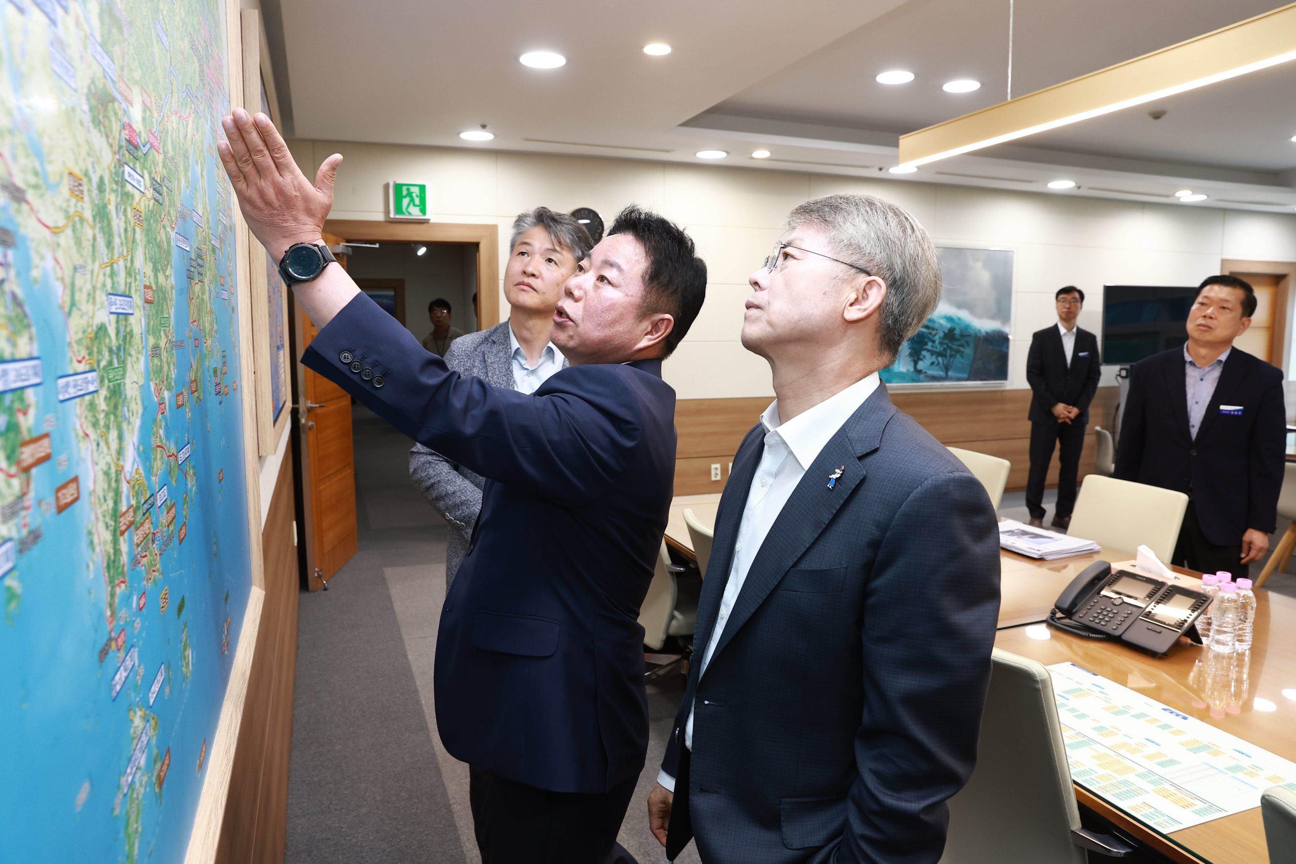 화순군수, 전남광주통합특별시장에 지역 현안 건의 2