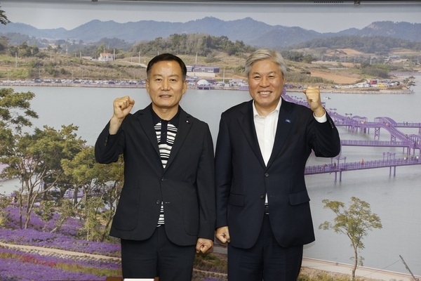 신안군, 국회 서왕진 의원과 해상풍력 중심지 도약 정책 간담회 개최..