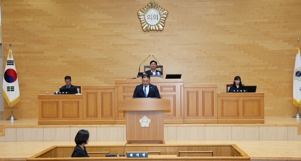 신안군의회 제337회 임시회 개회..