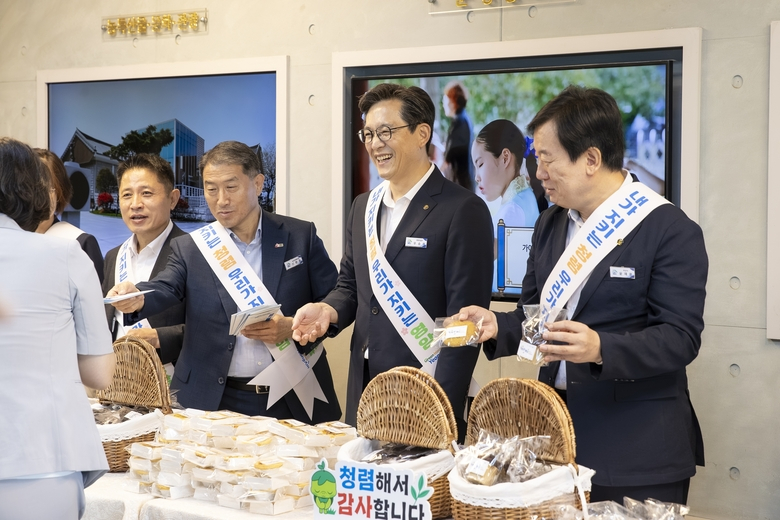 출근길 청렴 한마디, 영암군 직원들과 함께 실천 다짐 이미지 2