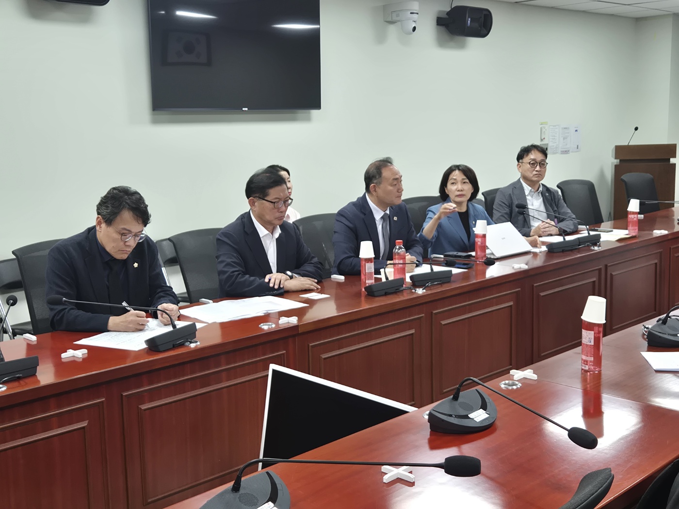 목포지역 정치권·목포대, 국회 소통관서 「위법·불공정 전남국립의대 추천안 전면 재검토 촉구 기자회견