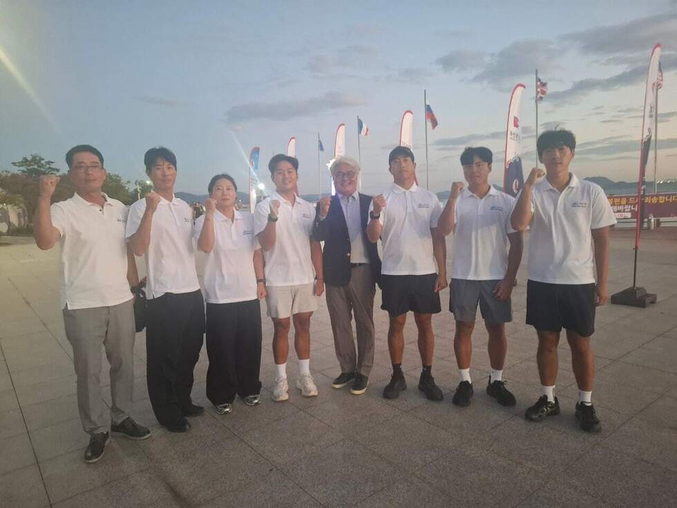 2-2 여수시청 요트팀, 남해안컵 ‘빅애플’ 정상… 7년 만의 쾌거.jpg