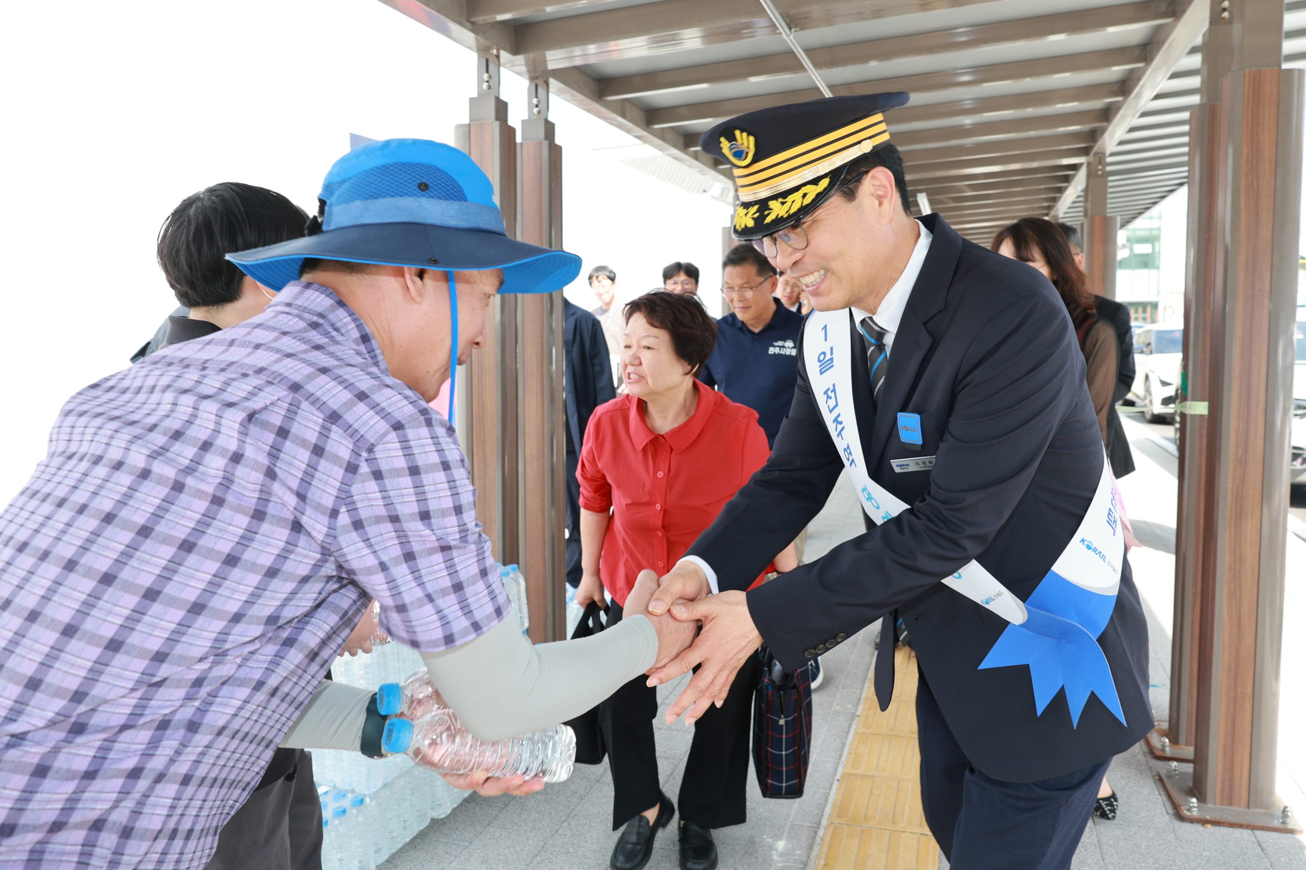 이원택 도지사, 전주역 1일 명예역장 나서… 전라선 고속화 필요성 강조 이미지(3)