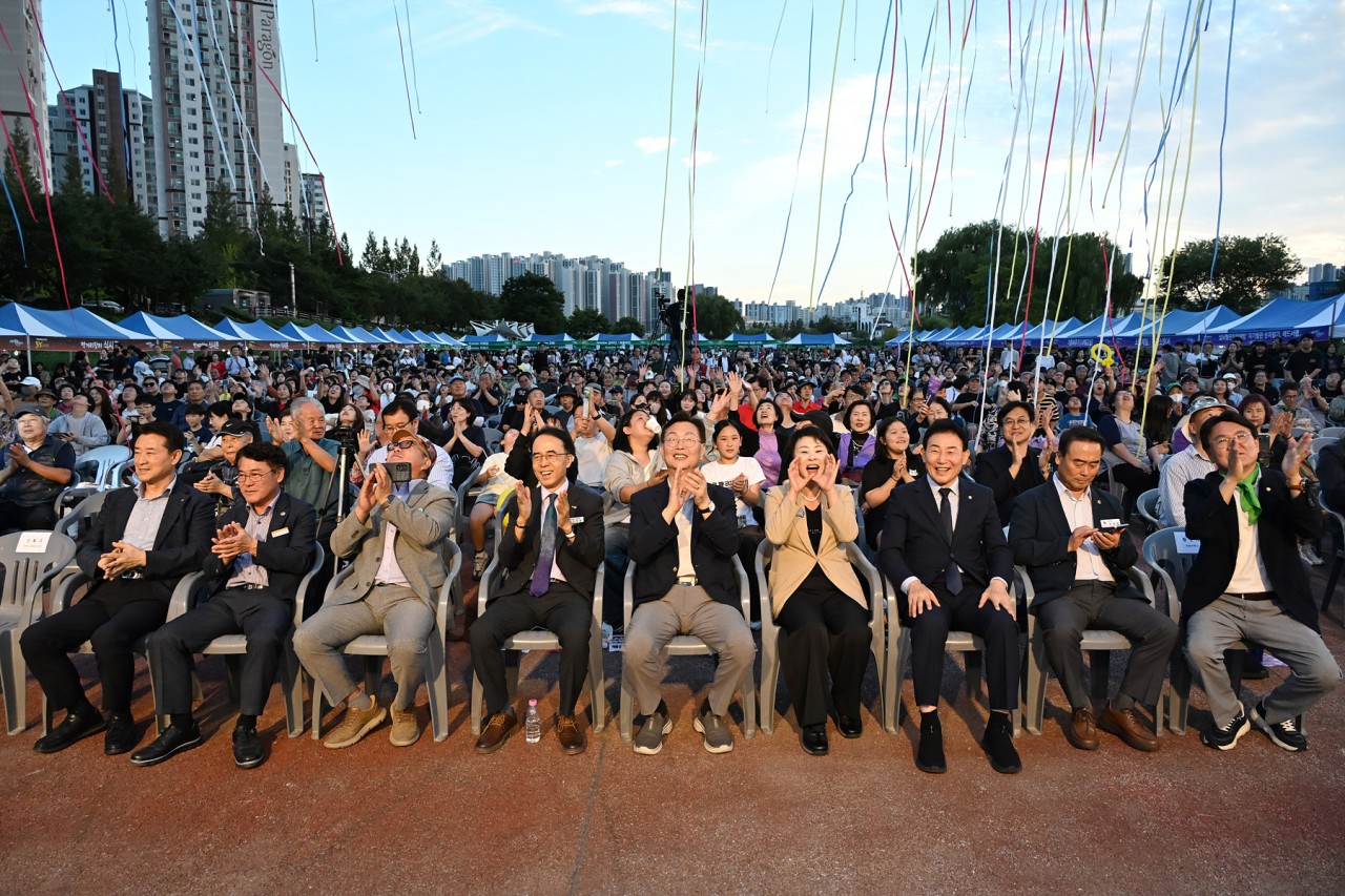 태평2동, 제14회 태평고을 유등천 달빛음악축제, 12일 3,500여 명 몰리며 성료