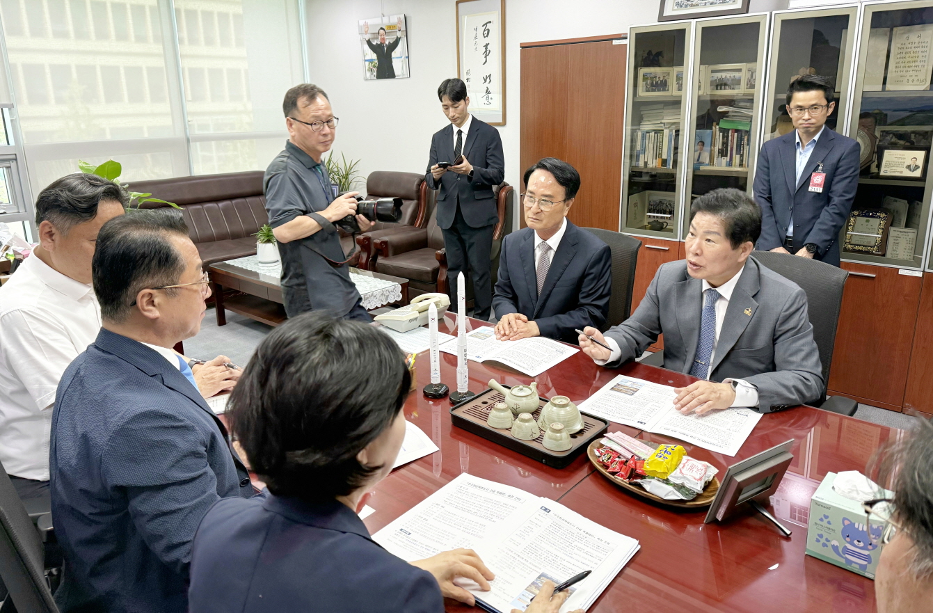 공영민 고흥군수, 사천시장과 함께 국회 방문… 우주항공 현안 공동 건의