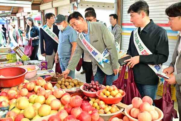 장성군 “전통시장에서 추석 명절 준비하시게요” 이미지 2