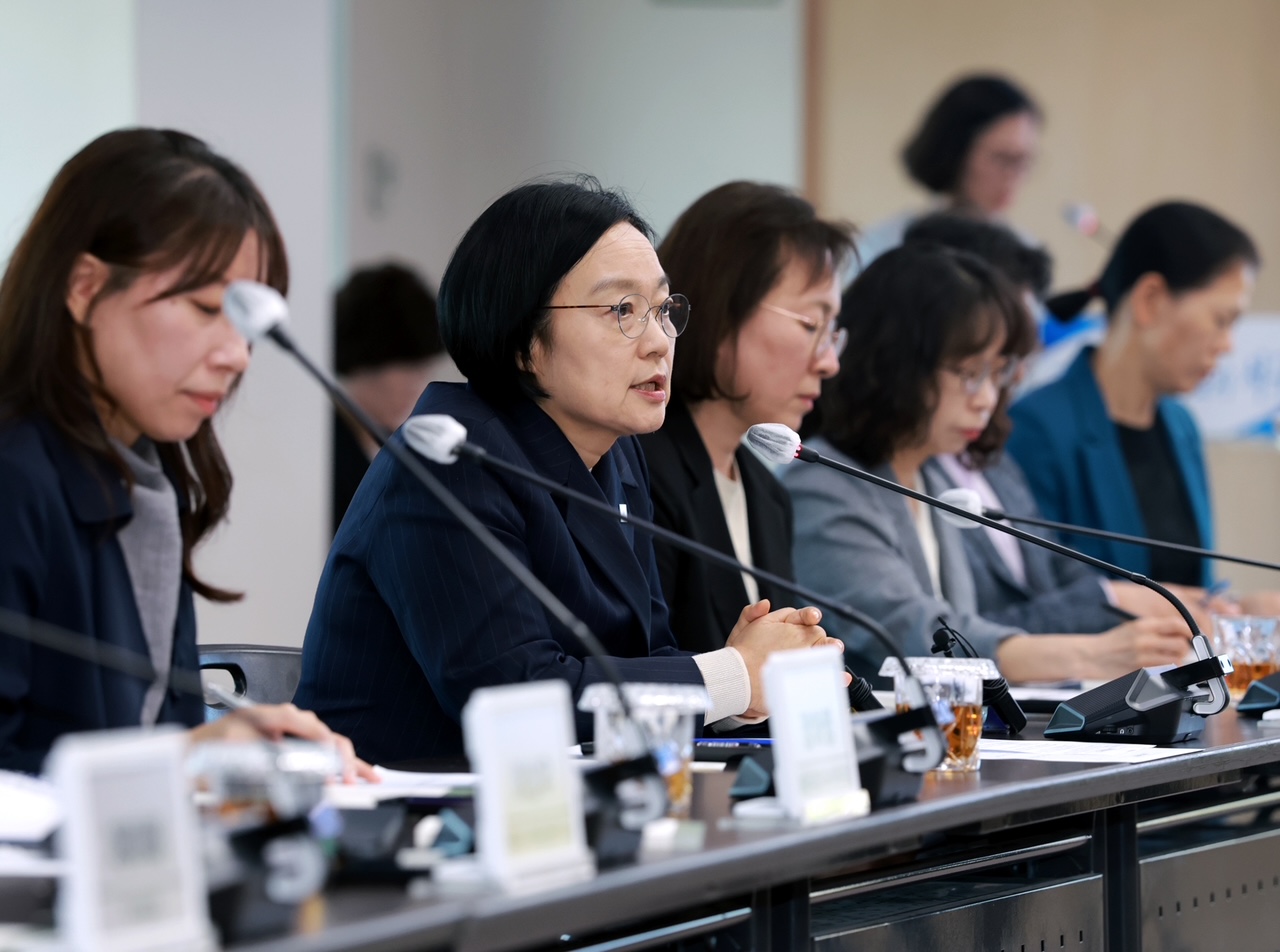 한성숙 국무총리, 대전 서구 찾아 통합돌봄 사업 현장 점검