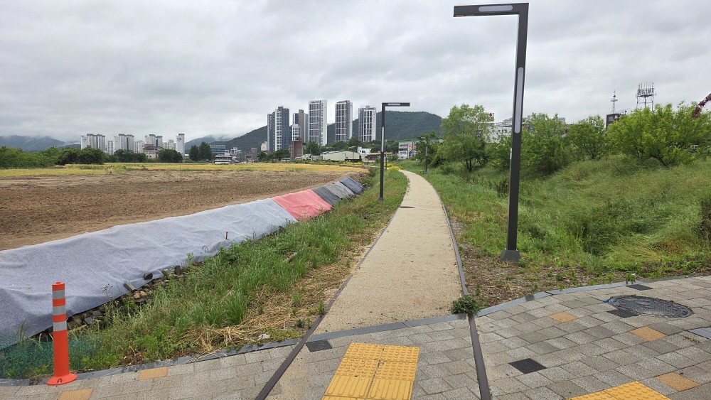 화순군, 도심 폐선로 ‘멈춘 철길, 다시 걷는 숲길’로 2