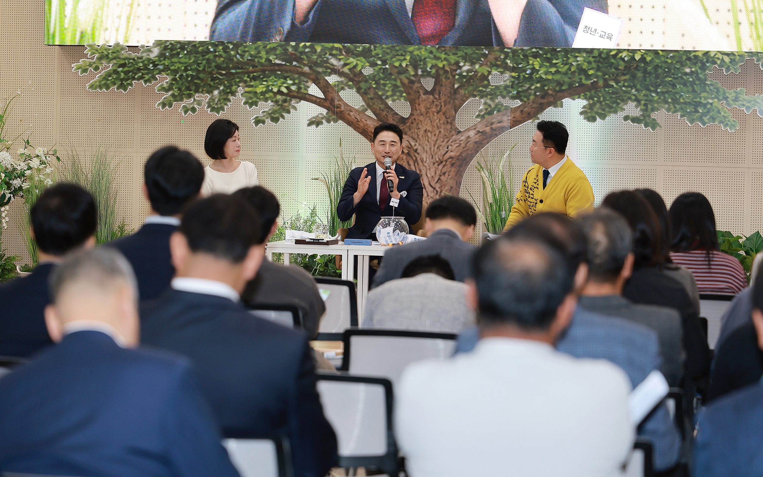 “군민과 함께 함평의 미래를 이야기하다”…이남오 함평군수, 취임 100일 타운홀 미팅 성료