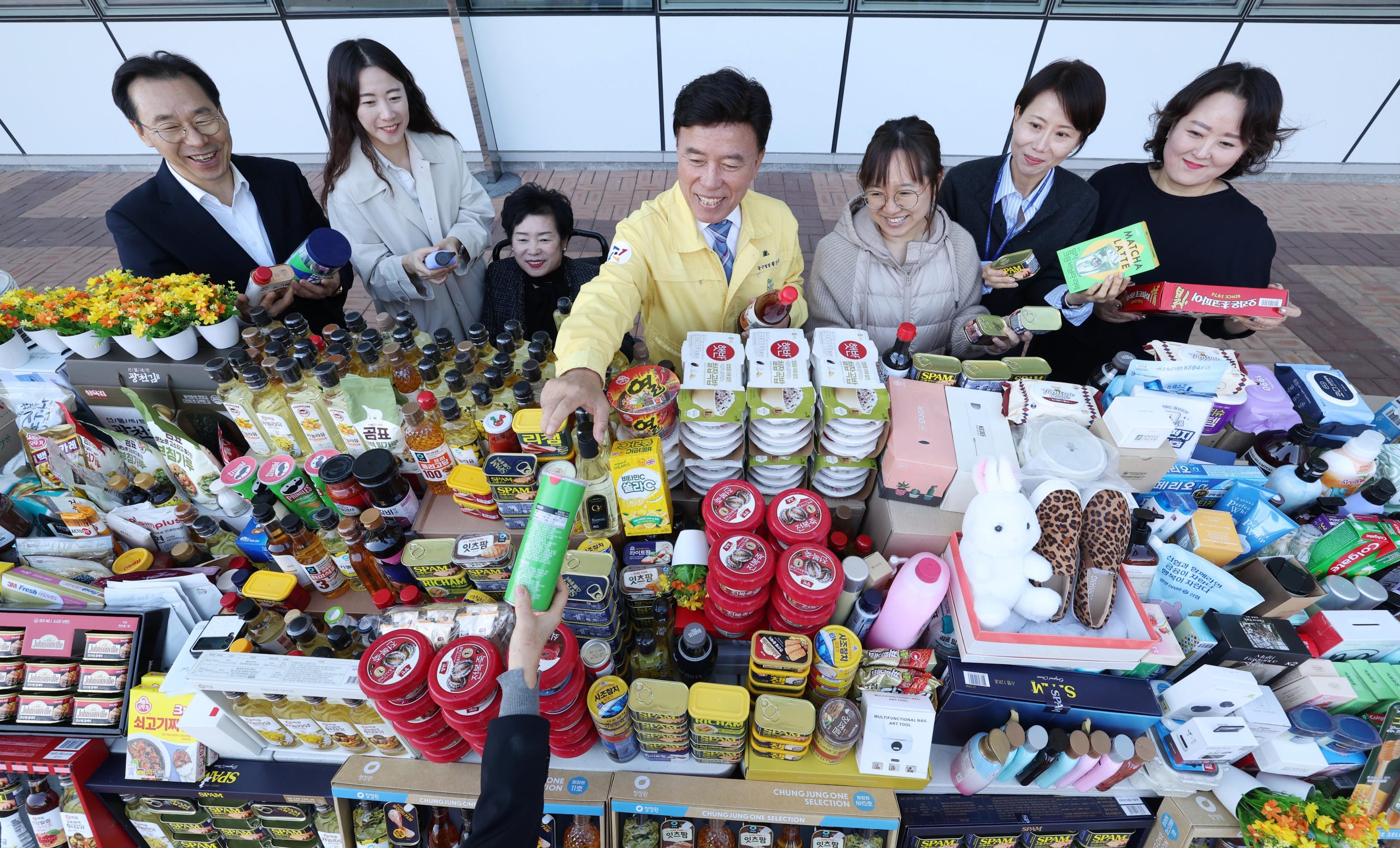 대전 동구, ‘모아 모아 기부날(DAY)’ 전달식 개최… 나눔의 온기 전해